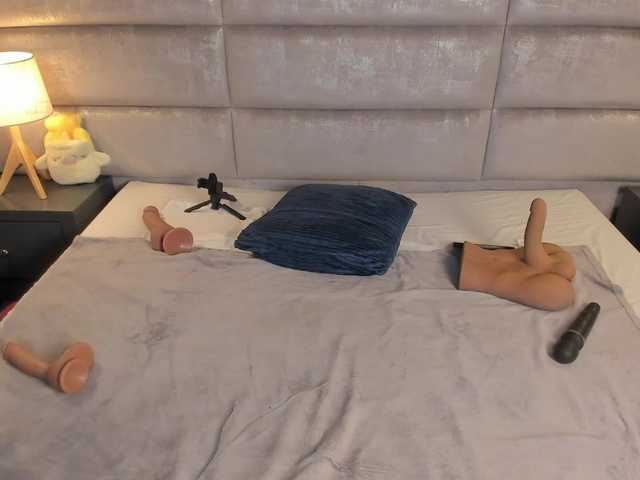 ela-endez's BongaCams show and profile