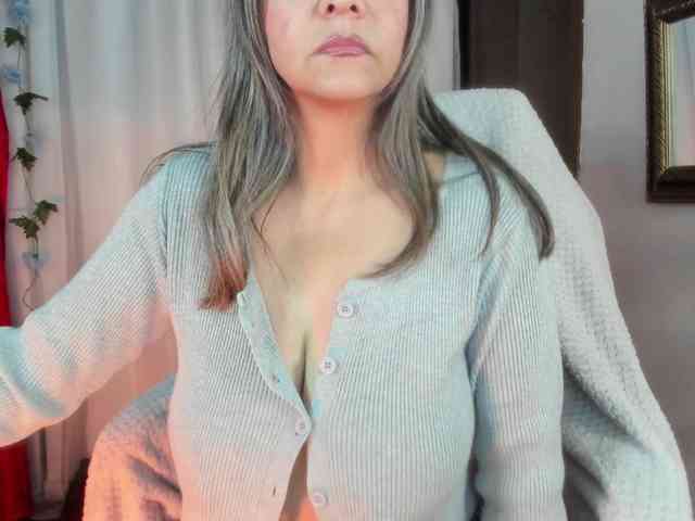 divine-mature divine-mature