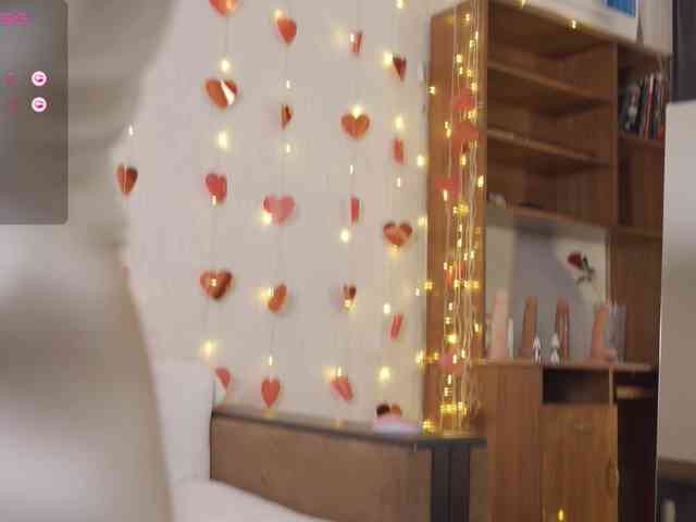 LovelyLuna webcam