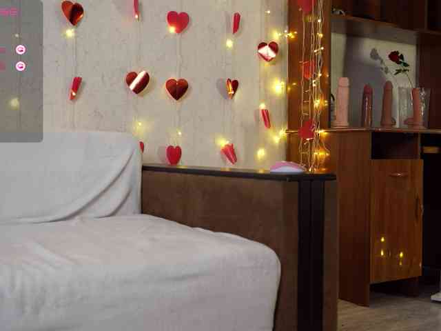 LovelyLuna webcam