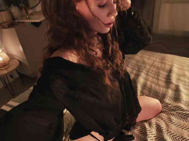 NinaNight webcam