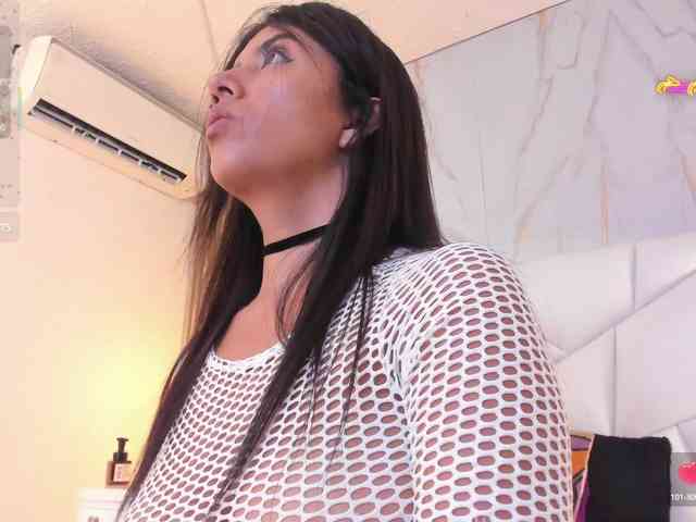 cinthya11 webcam