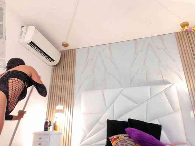 cinthya11 webcam