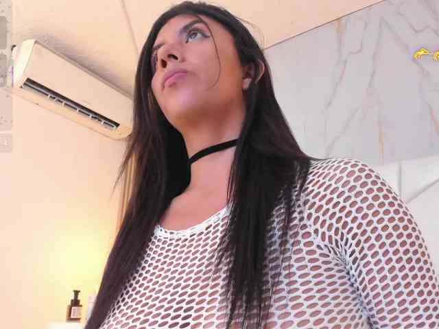cinthya11 webcam