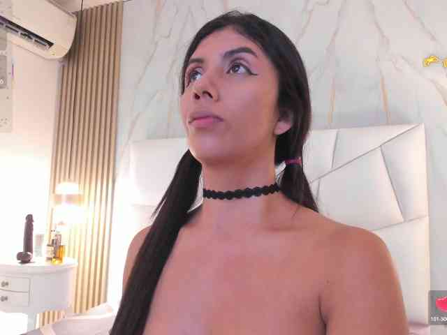 cinthya11 webcam