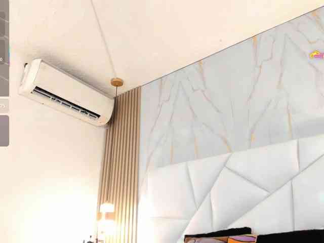 cinthya11 webcam