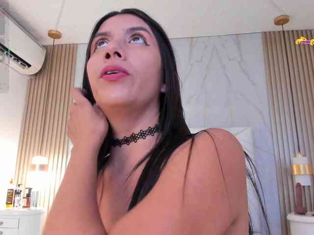 cinthya11 webcam