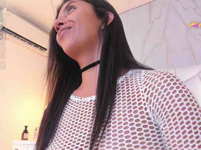 cinthya11 webcam
