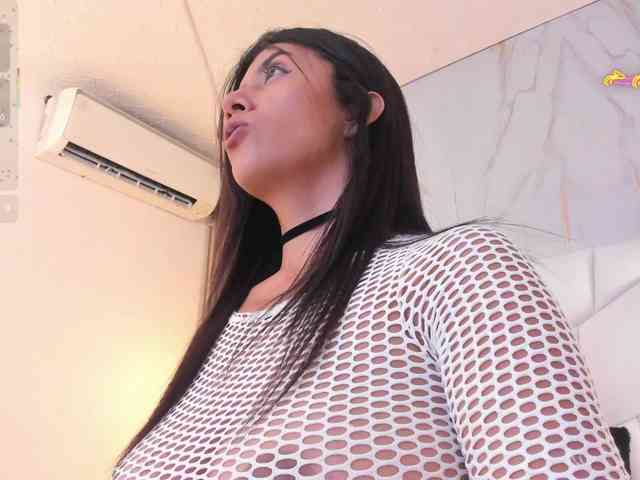 cinthya11 webcam