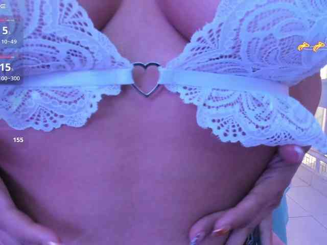 cinthya11 webcam