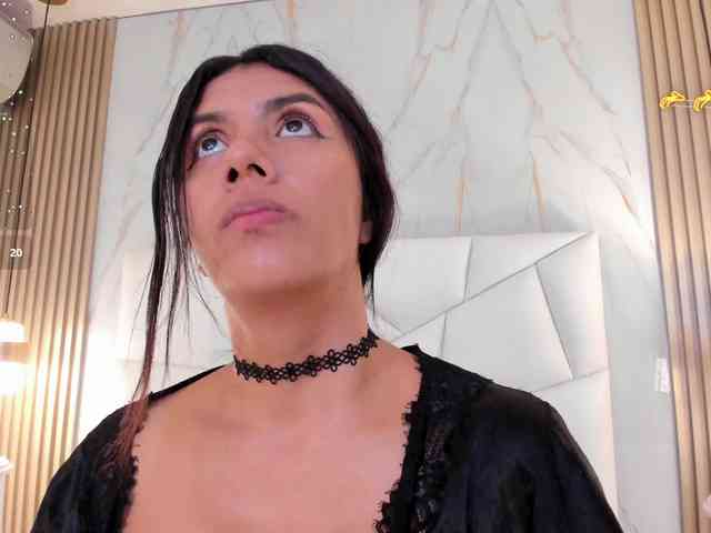 cinthya11 webcam