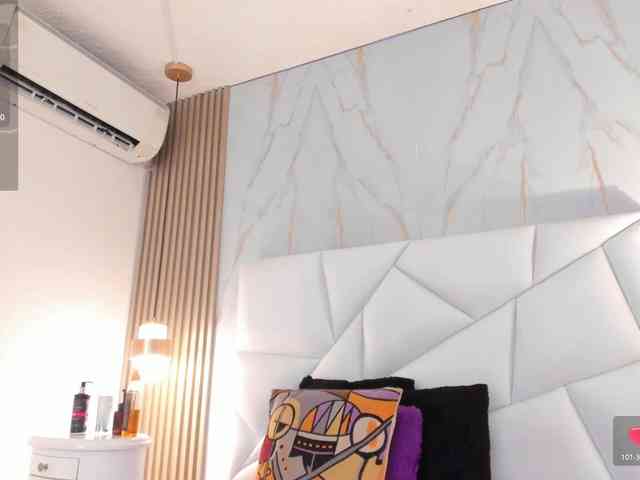 cinthya11 webcam