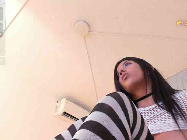 cinthya11 webcam