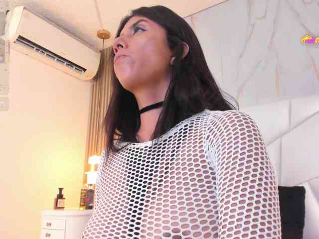 cinthya11 webcam