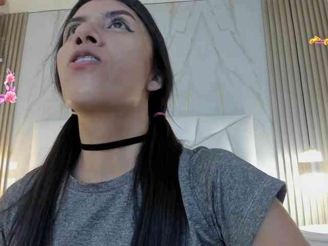 cinthya11 webcam