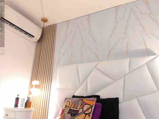 cinthya11 webcam