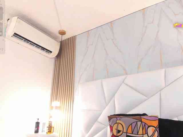 cinthya11 webcam