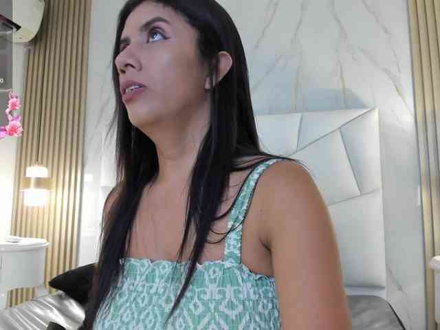 cinthya11 webcam