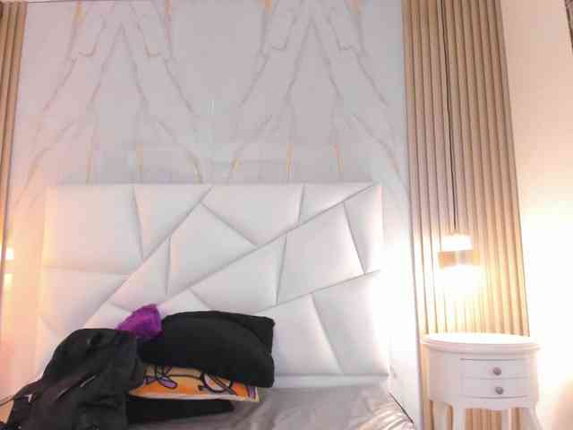 cinthya11 webcam