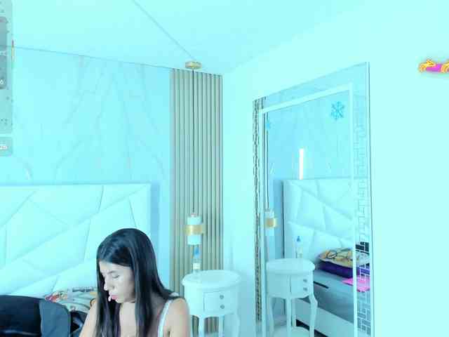 cinthya11 webcam
