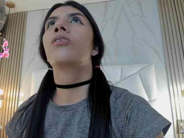 cinthya11 webcam