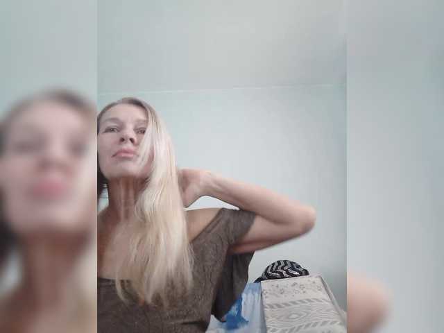 victoria71's BongaCams show and profile