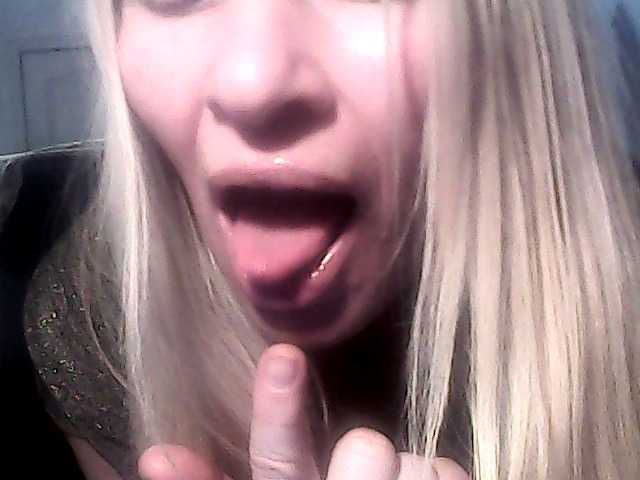 victoria71's BongaCams show and profile