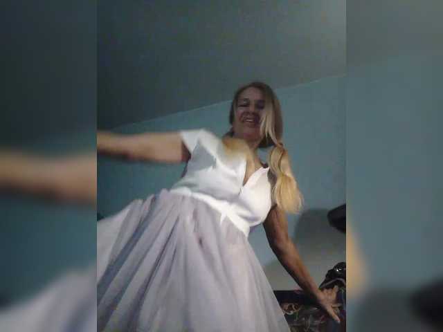 victoria71's BongaCams show and profile