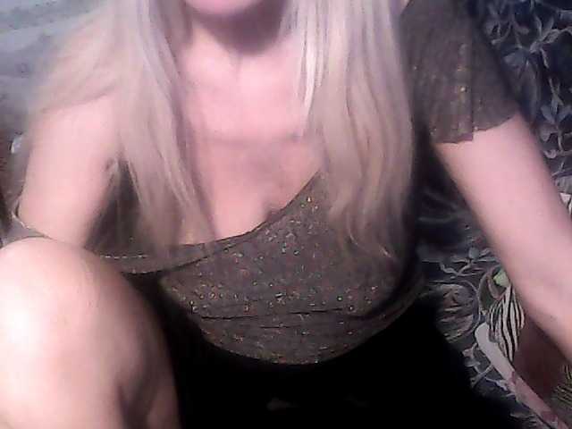 victoria71's BongaCams show and profile