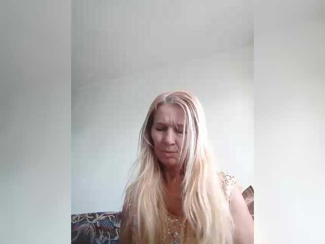 victoria71's BongaCams show and profile