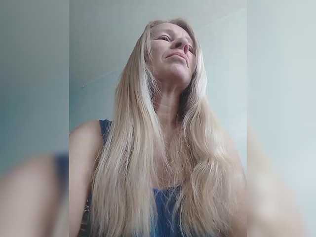 victoria71's BongaCams show and profile