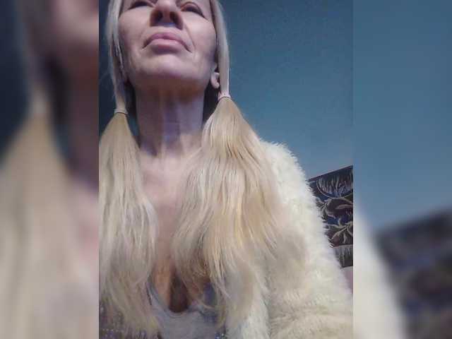 victoria71 Live Cam on BongaCams