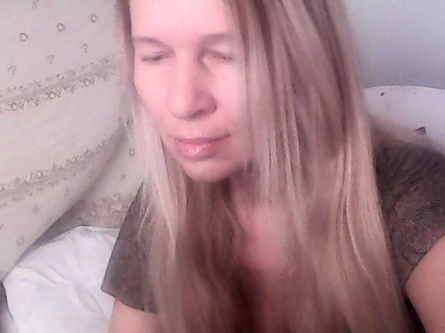 victoria71's BongaCams show and profile