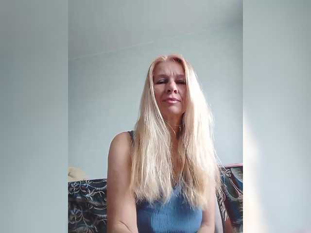 victoria71's BongaCams show and profile