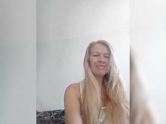 victoria71's BongaCams show and profile