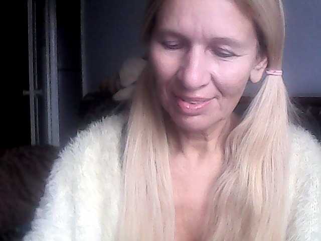 victoria71's BongaCams show and profile