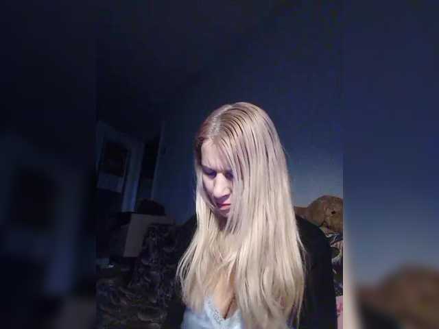 victoria71's BongaCams show and profile