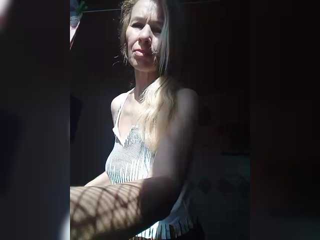 victoria71's BongaCams show and profile