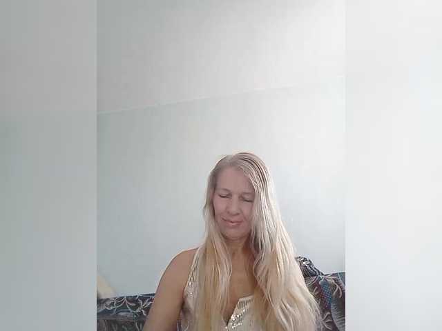 victoria71's BongaCams show and profile