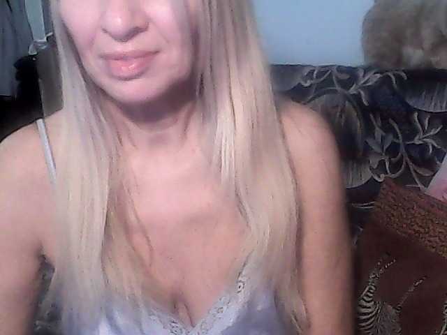 victoria71's BongaCams show and profile