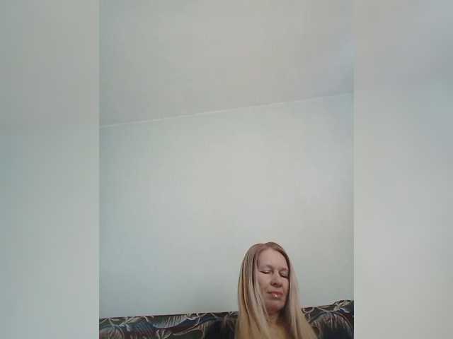 victoria71's BongaCams show and profile