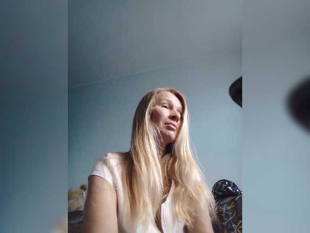 victoria71's BongaCams show and profile