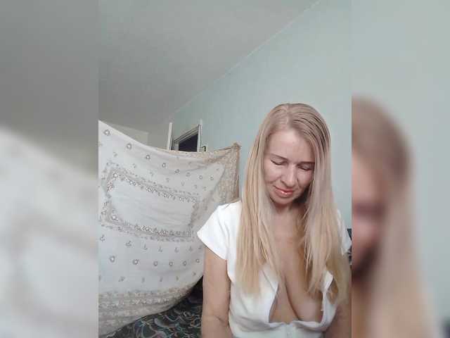 victoria71's BongaCams show and profile