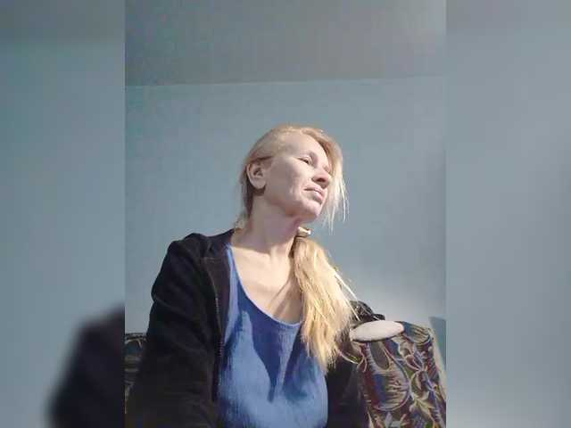 victoria71's BongaCams show and profile