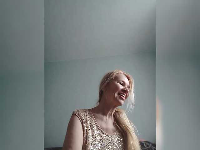 victoria71's BongaCams show and profile