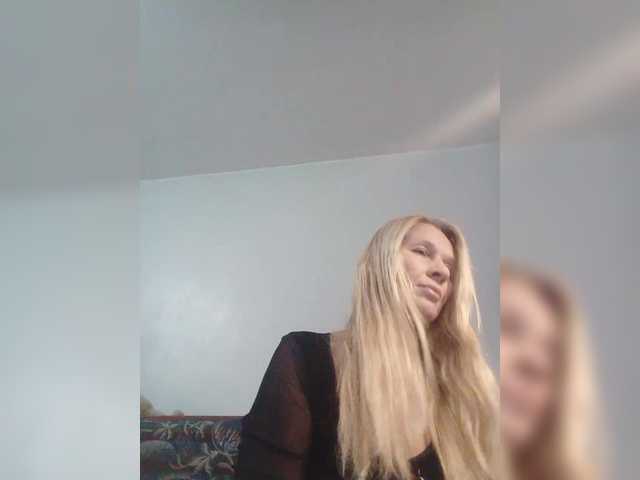 victoria71's BongaCams show and profile