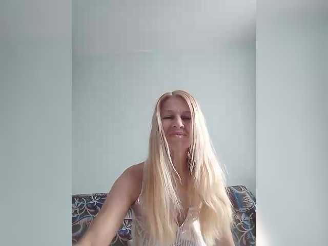 victoria71's BongaCams show and profile