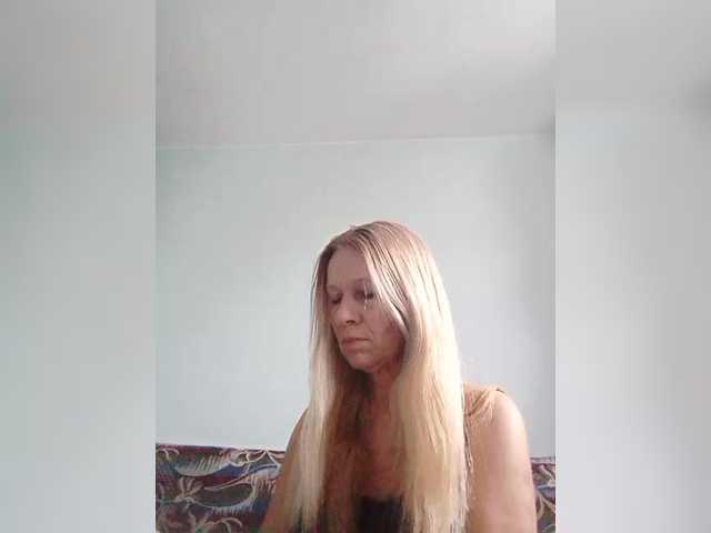 victoria71's BongaCams show and profile