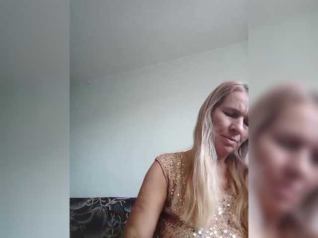 victoria71's BongaCams show and profile