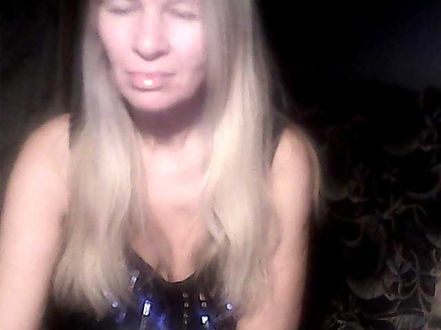 victoria71's BongaCams show and profile